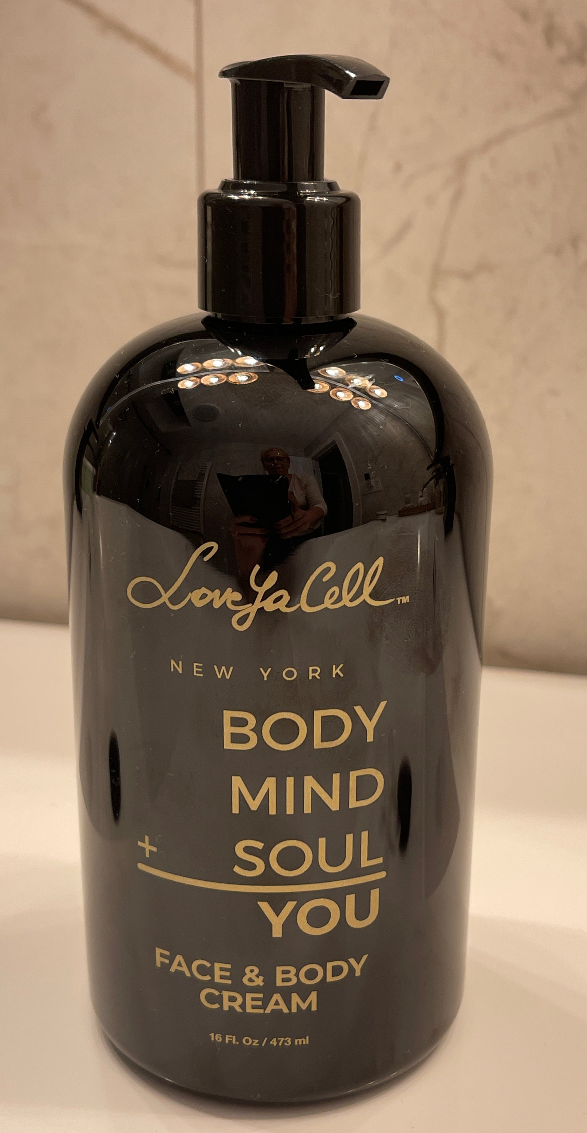 ボディクリーム ALL IN ONE BODY One4All BODY FACE CREAM 473ml (16oz) – LoveYaCell